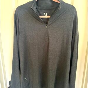 Men’s Vuori half zip. Size XL
